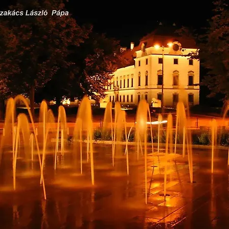 Szofi Fenyves U. 19.