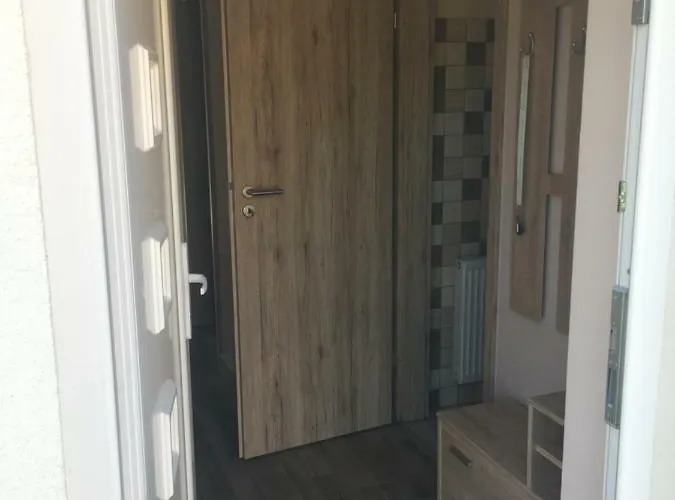 Szofi Fenyves U. 19. 아파트 *